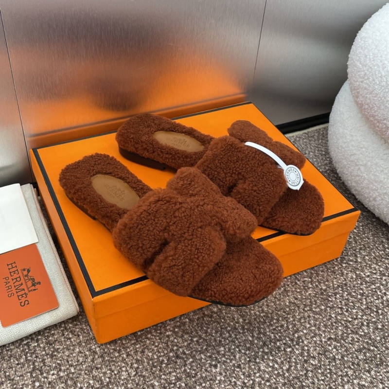 Hermes Slippers